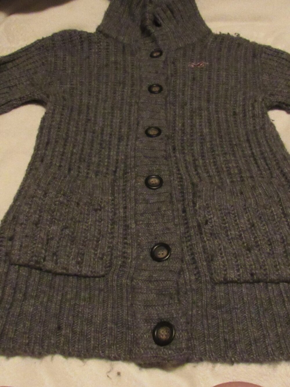 Hollister Gray Knit Button-Up Cardigan Sweater Short Sleeve Small USED